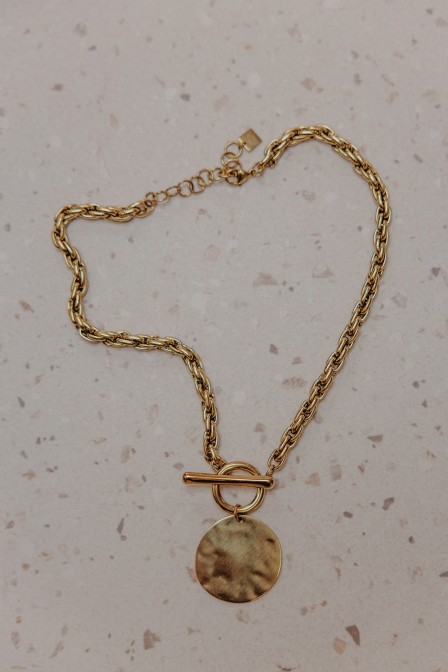 Collier femme. Collier femme.