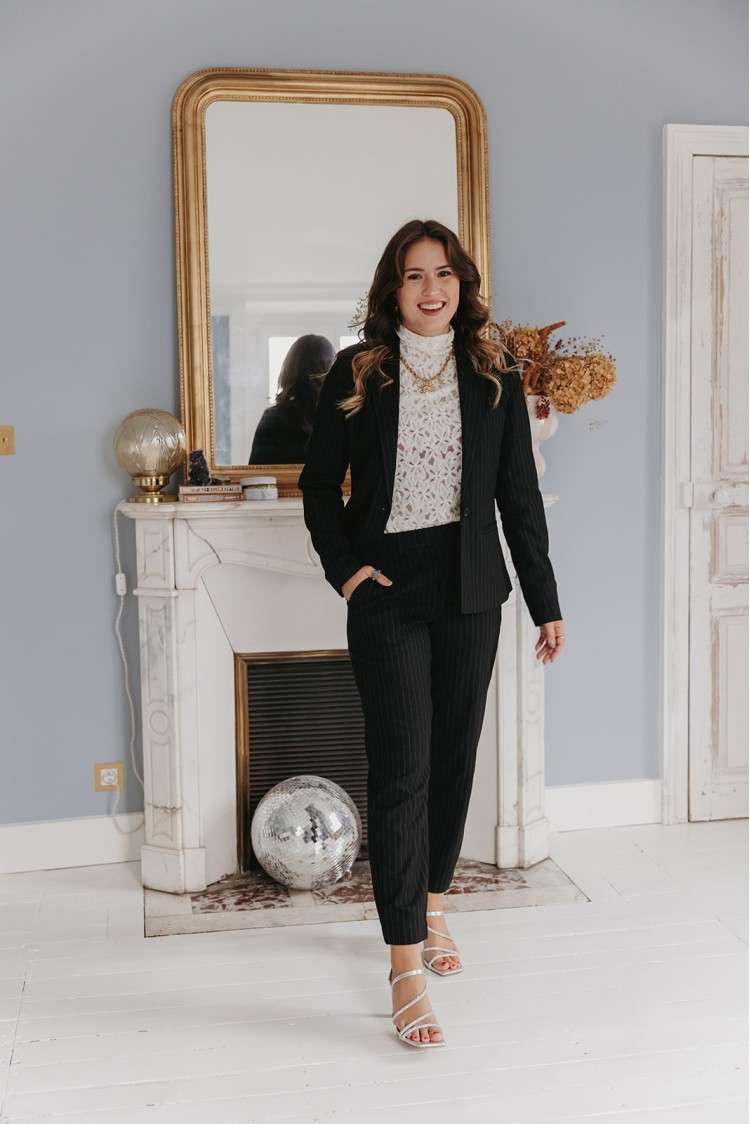 Blazer Rayé Avec Insert Dentelle AMBIENTE Noir - Taille 42, Occasion Très Bon état