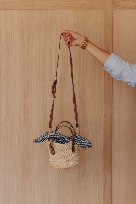 Panier à bandoulière intérieur vichy. Panier à bandoulière intérieur vichy.