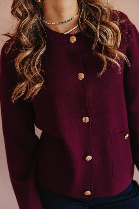 Femme avec un gilet. Femme avec un gilet.