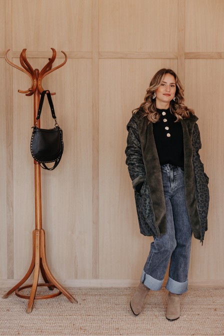 Femme avec une parka. Femme avec une parka.