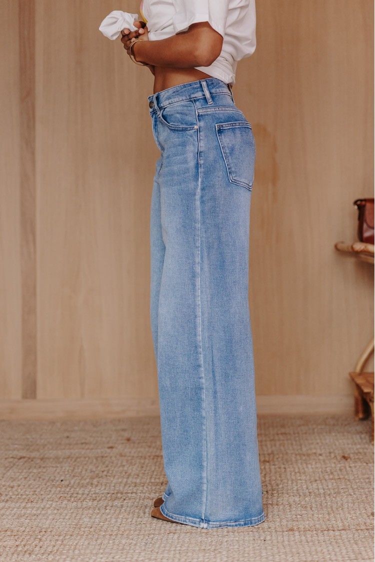 Jean KAMALA Jean KAMALA