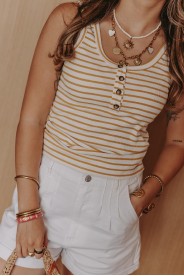Jaune