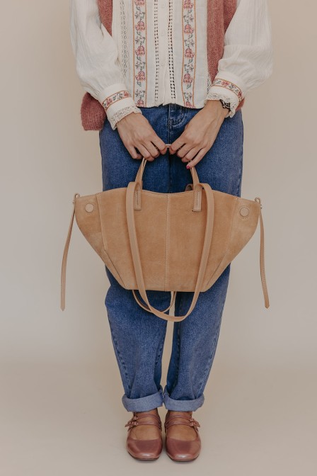 Sac cabas posé. Sac cabas posé.