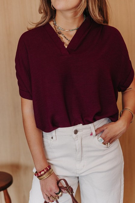 Femme avec un top. Femme avec un top.