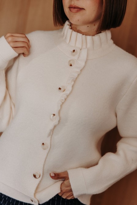 Femme avec un gilet. Femme avec un gilet.