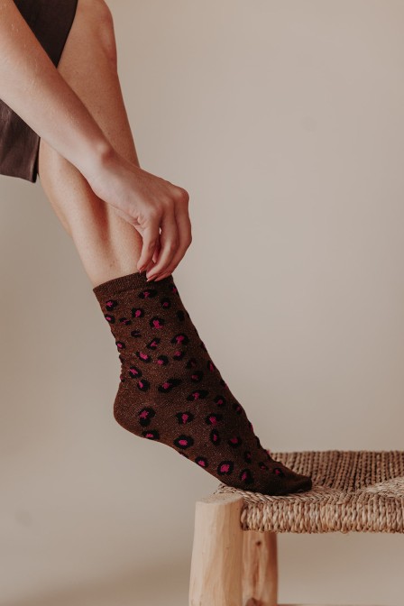 Zoom sur les chaussettes posées.